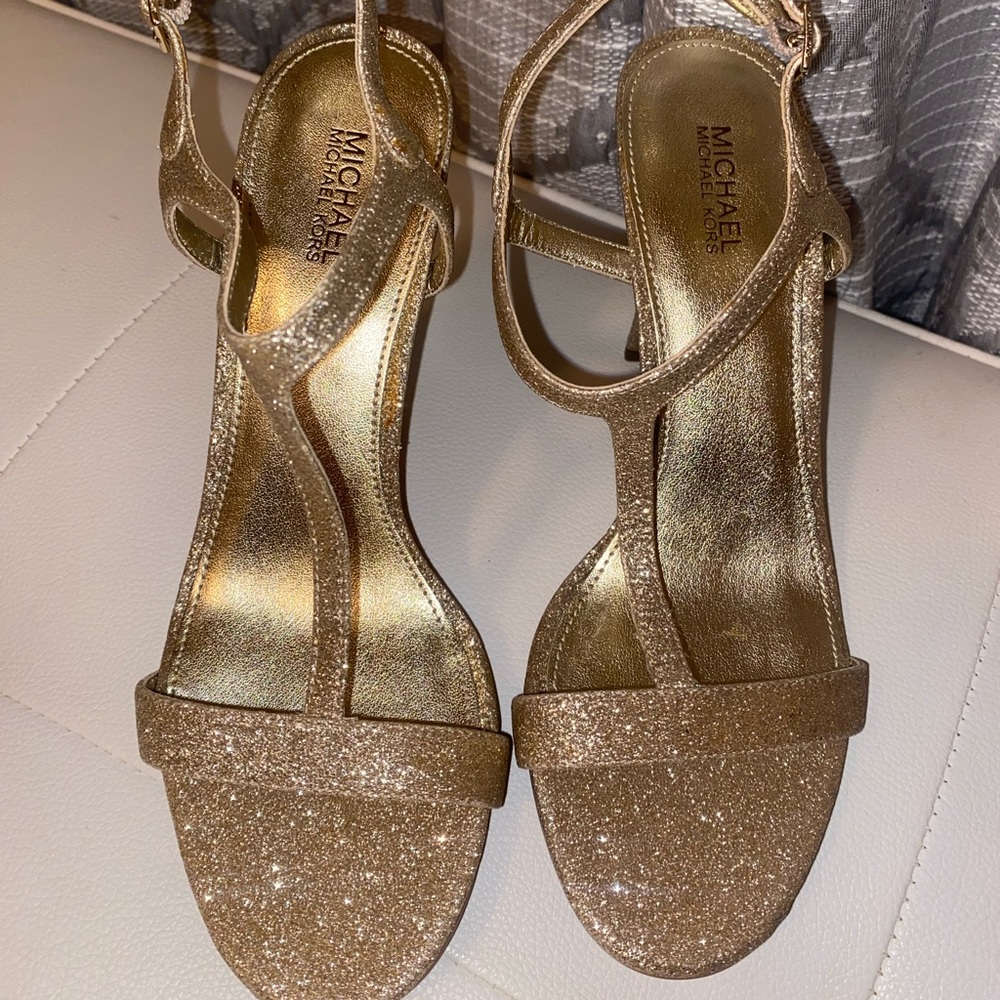 Michael Kors Arden Glitter Gold T-Strap Strappy High heel Sandals